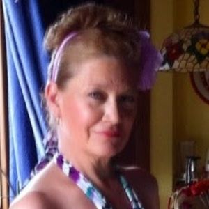 Meet your Posher, Lucina